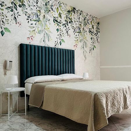 Hotel Stefany Lago Patria Dış mekan fotoğraf
