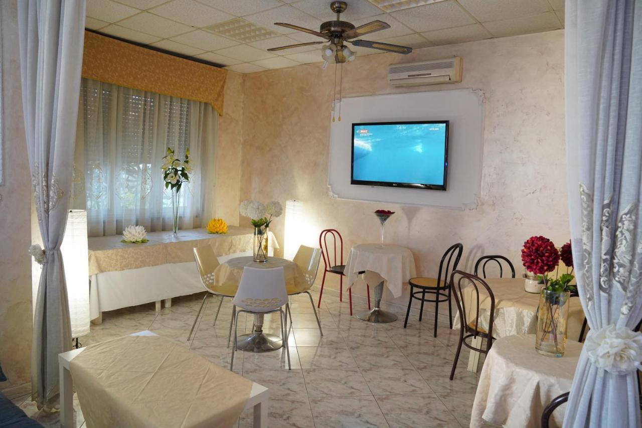 Hotel Stefany Lago Patria Dış mekan fotoğraf