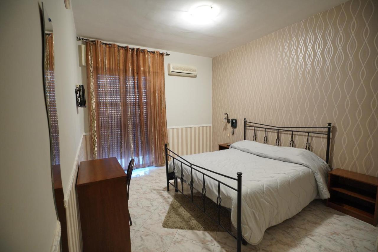 Hotel Stefany Lago Patria Dış mekan fotoğraf